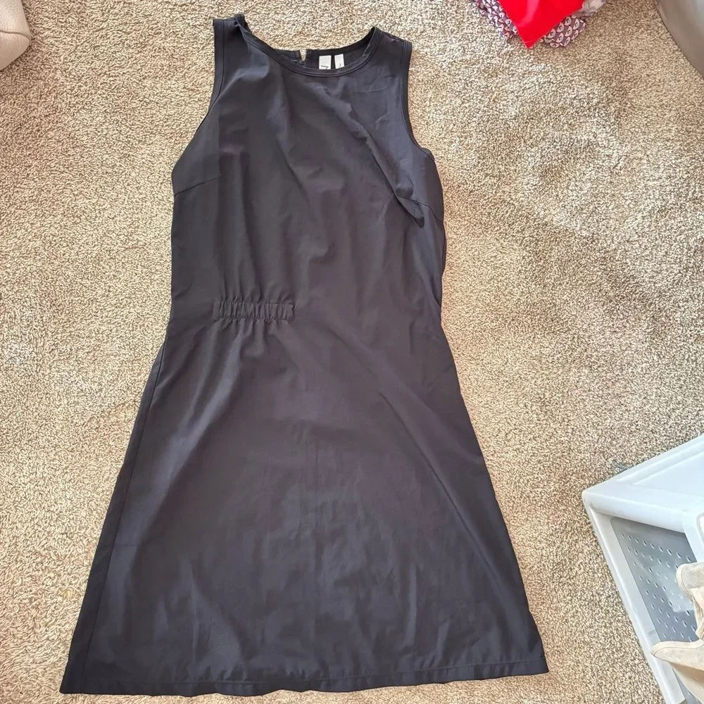 NEW Zella In Flight Utility Dress in Black Size Small - Picture 2 of 7